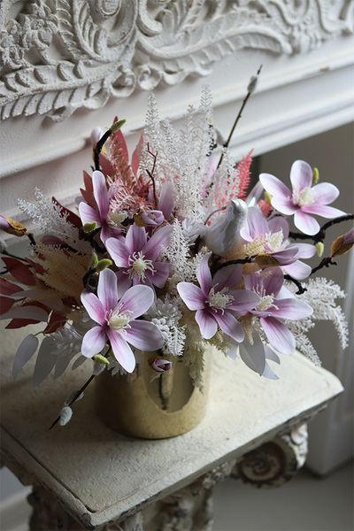 Magnoliowy Ogród, wiosenna kompozycja kwiatowa