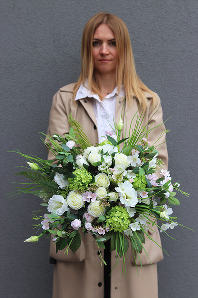 Zielona Przystań, kompozycja nagrobna w misie