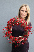 Czerwone Kulki, zimowy wianek ze skrzatem