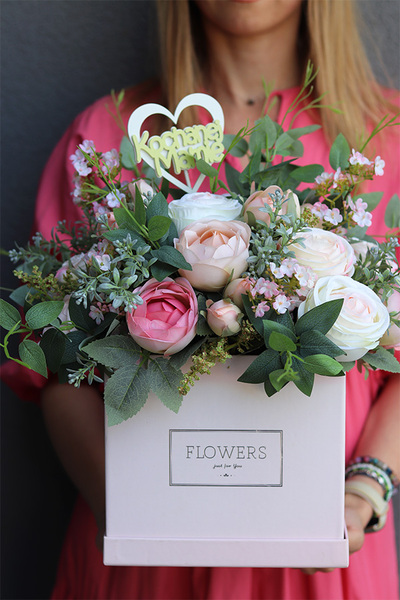 Cemina, kwadratowy flowerbox z życzeniami