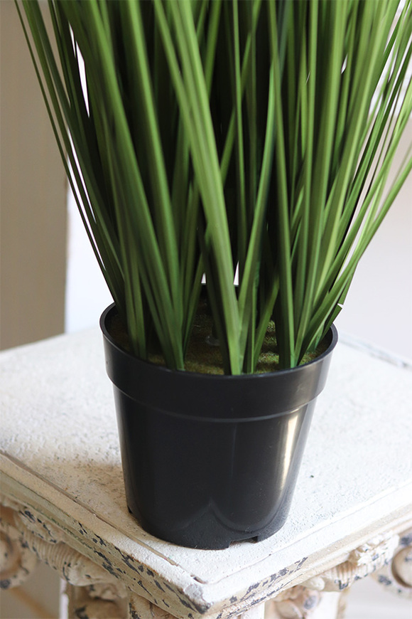 Hessita, sztuczna trawa