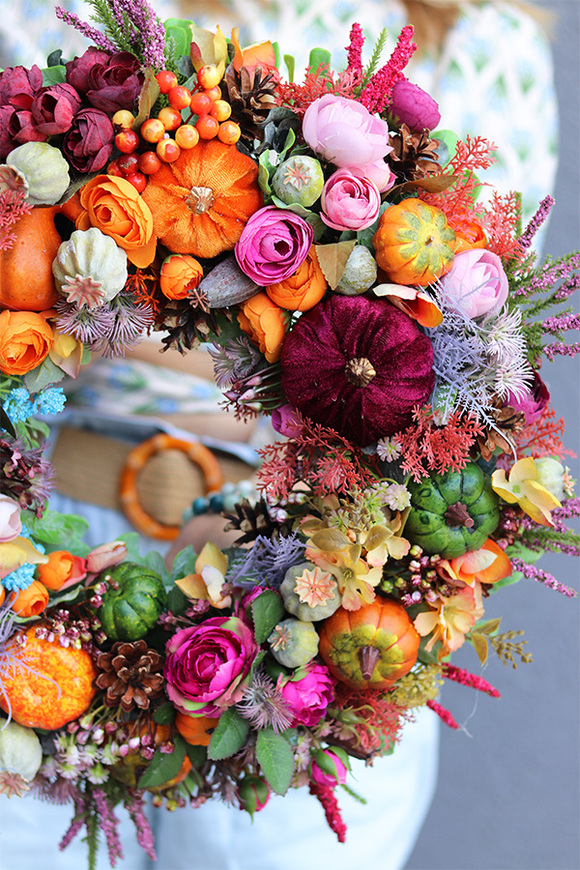Auturra II, jesienny wianek z aksamitnymi dyniami, śr.46cm