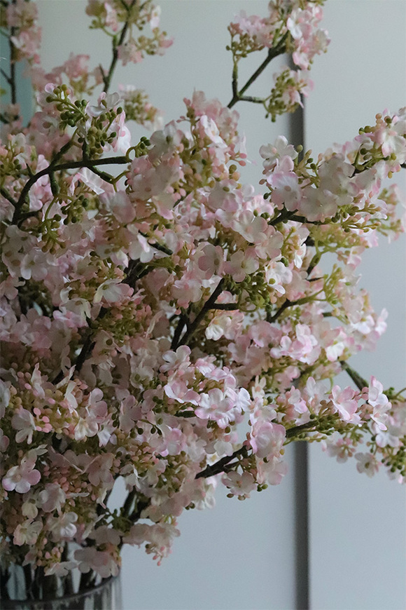 Kalina Bottle, bukiet kwiatów w wazonie