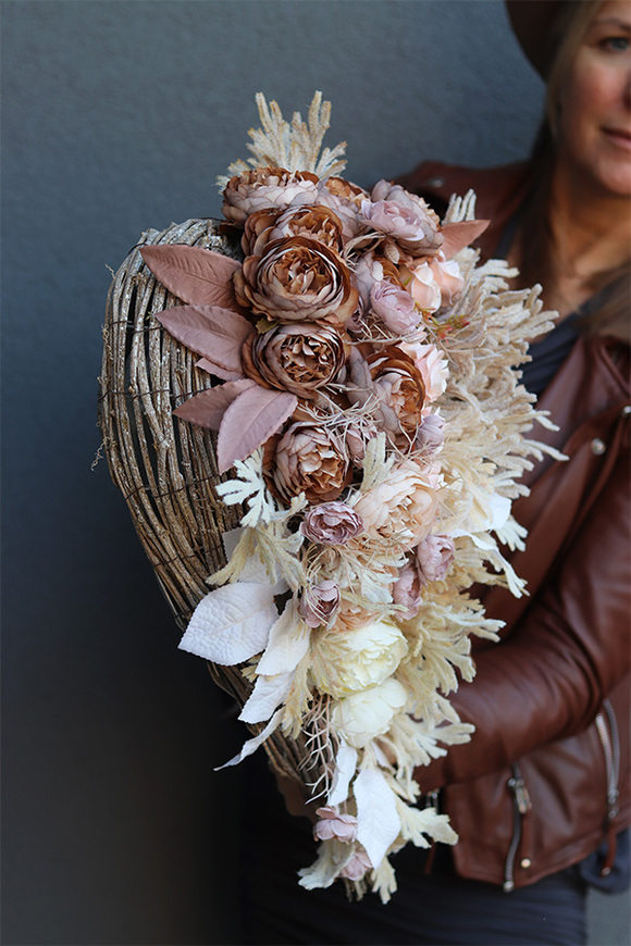 Serce Mortaria Deluxe, dekoracja nagrobna