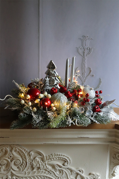 Red & Silver, świąteczny stroik LED na tacce