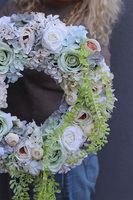 Pistacia Italia 2, piękny kwiatowy wianek na drzwi