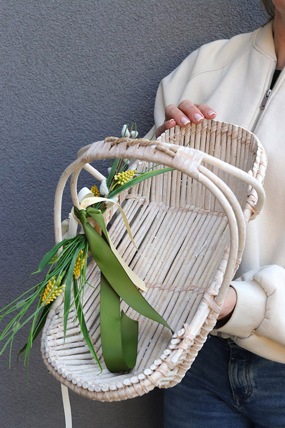 Żółte Szafirki, dekorowany koszyczek wielkanocny