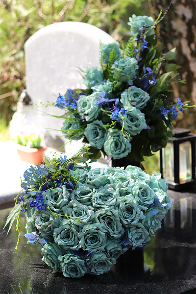 Mint Heart Volcan, dekoracja nagrobna serce z dedykacją