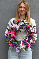 Pinky Spring 2, wiosenny wianek z magnolią