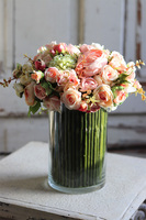 bogaty bukiet wiosennych kwiatów w szklanym wazonie, Narcisio, wys.31cm 