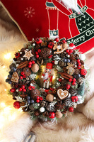 Czajkowski, świąteczny wianek z dziadkiem do orzechów