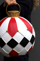 Xmas Ball, figurka bombka ceramiczna	