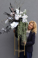 Gold&Black Christmas, zimowa dekoracja w donicy na stojaku