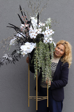 OD RĘKI Gold&Black Christmas, zimowa dekoracja w donicy na stojaku, wys.158cm