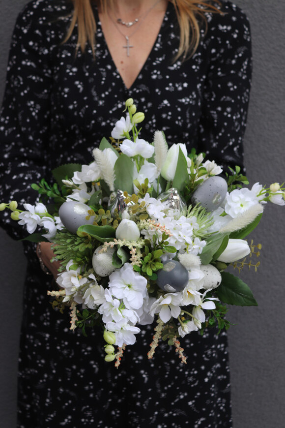 Qurka Wielkanocna, stroik wielkanocny z kurami