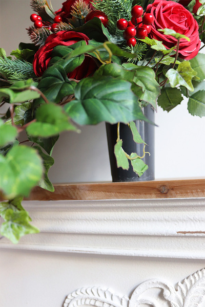 Red Roses, zimowy bukiet nagrobny we wkładzie