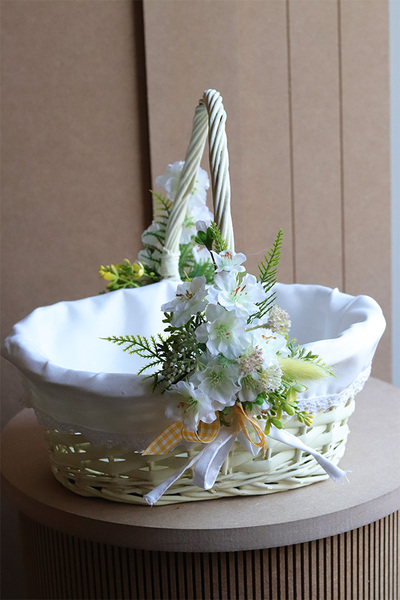 Brenolia, dwustronnie dekorowany koszyczek wielkanocny