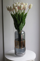 Santino Tulips, bukiet kwiatów w wazonie