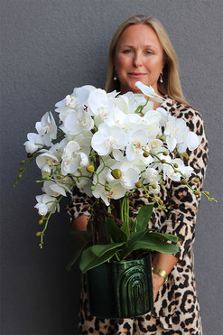 Dark Green Moment, storczyk w granatowej doniczce, wys.62cm 