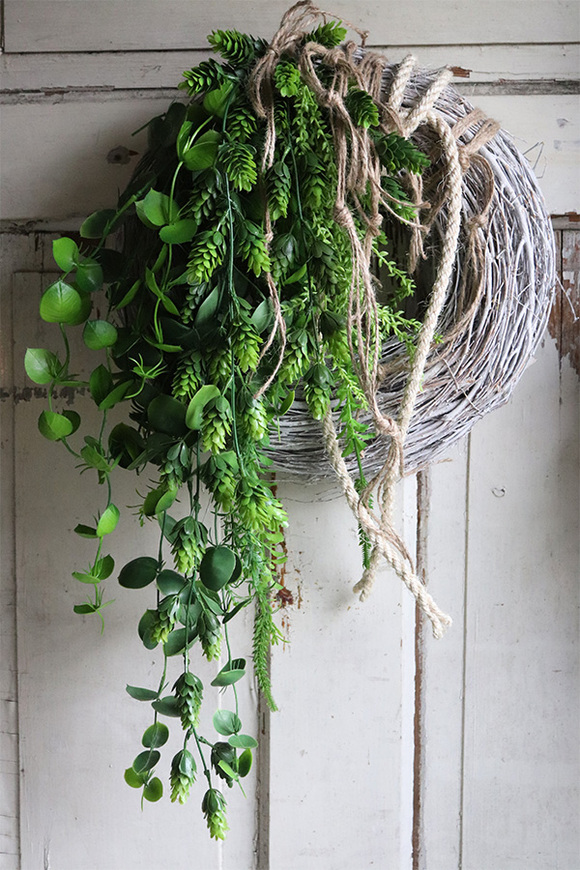 Chmielowy, zielony wianek na drzwi, śr.30cm