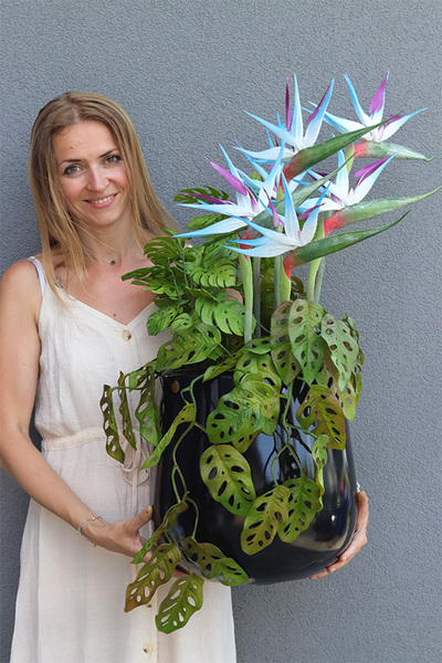 Fiberglass Strelicja Blue, egzotyczna kompozycja w donicy