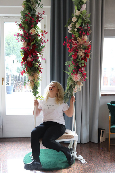 La Guel Eligia, elegancka girlanda kwiatowa