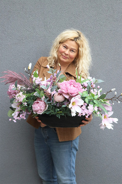 Pink Flowers Laos, kompozycja nagrobna w ceramicznej łódce, dł.87cm  