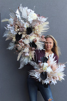 Mortiario Glamour Silver, nowoczesny bukiet nagrobny we wkładzie