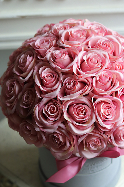 Jubileo Sorella, flowerbox na prezent 50 Róż