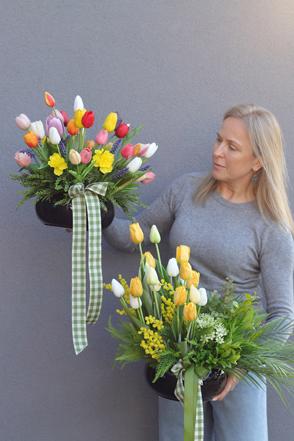 Kolory Wiosny, dekoracja nagrobna w misie