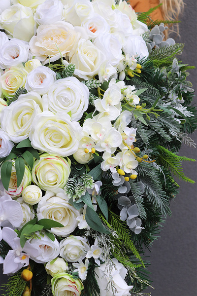 Helenna, zimowa wiązanka nagrobna