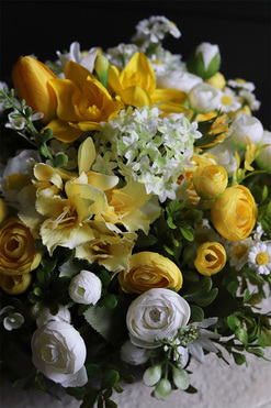 Amira Black, dekoracja kwiatowa na stół Wielkanocny, wym.25x45cm