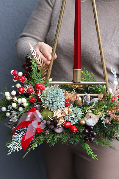 Gold Triangle, świąteczny stroik ze świecznikiem