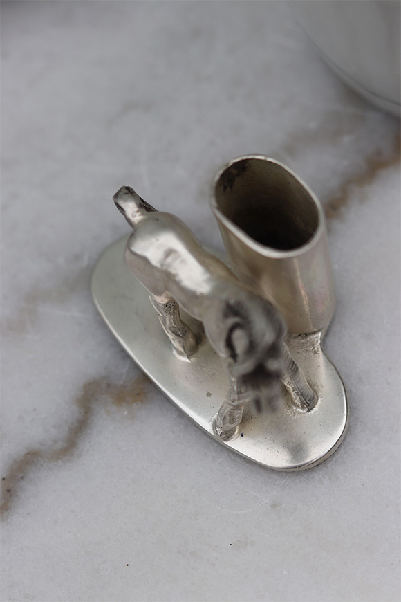 Cavallo, posrebrzany pojemnik na wykałaczki