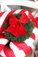 Czerwona Decoratoria, bożonarodzeniowy wianek na drzwi	