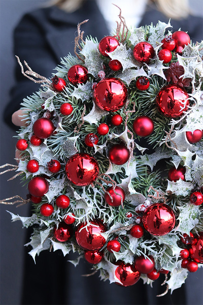 Ostrokrzew, elegancki wianek świąteczny, śr.30cm