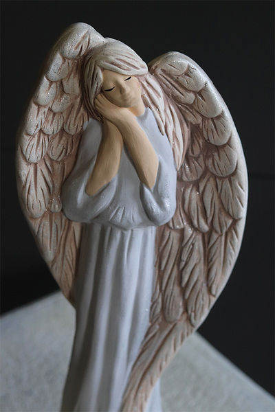 Anioł, figurka dekoracyjna