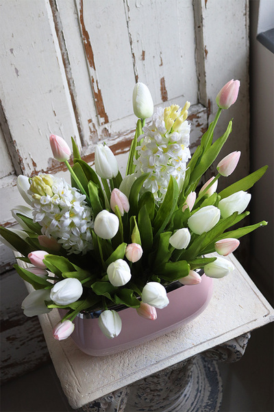 Krestia 2, kompozycja wiosenna z tulipanami i hiacyntami, wys.54cm 