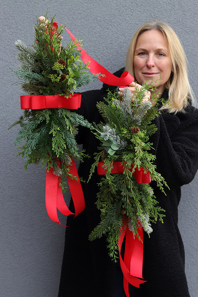 Red Christmas Door, zawieszka świąteczna na drzwi dwustronna