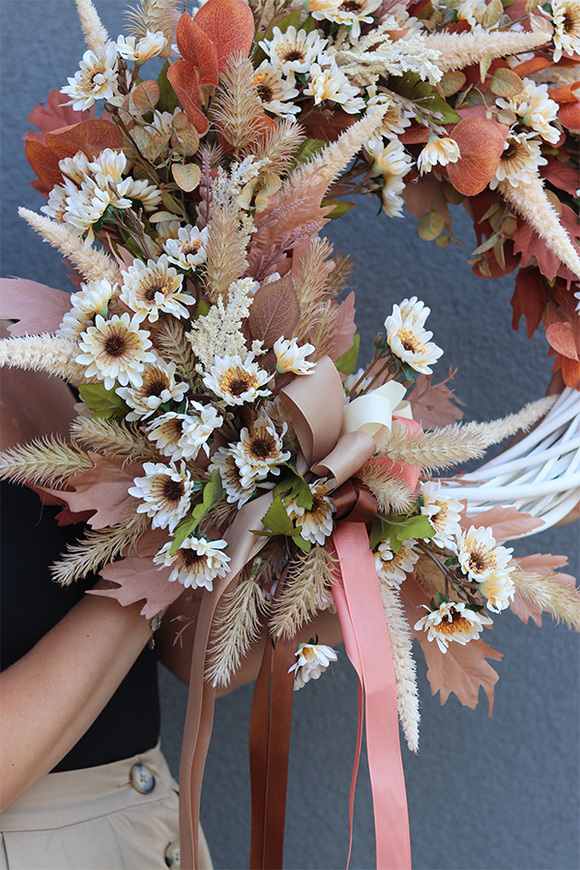 Pierre, asymetryczny jesienny wianek