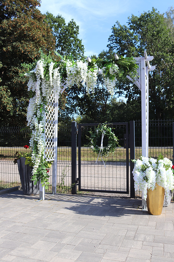 elegancka girlanda z białymi kwiatami, Wisterianna, dł.350cm 