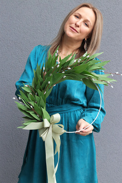 Bazie Green Subtelle 2, wiosenny wianek na drzwi na obręczy, rozp.50cm