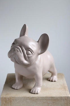 Dog in the Fog, figurka pies bulldog A, beżowy, wys.30cm