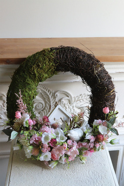 Spring is Comming, wianek z domkiem i ptaszkiem, śr.42cm