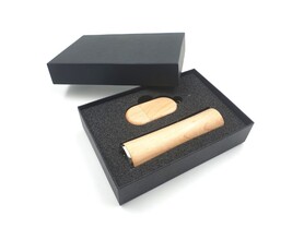 zestaw prezentowy pendrive 16 GB i powerbank, kpl.