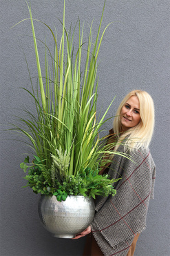 Apartament Silver, dekoracja z trawami w metalowej donicy, wys.145cm 