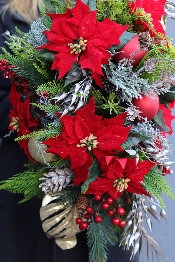 Gwiazdor, zimowa kompozycja nagrobna