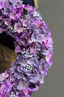 Hortensja Beti Fiolet 2, duży wianek z jagodami