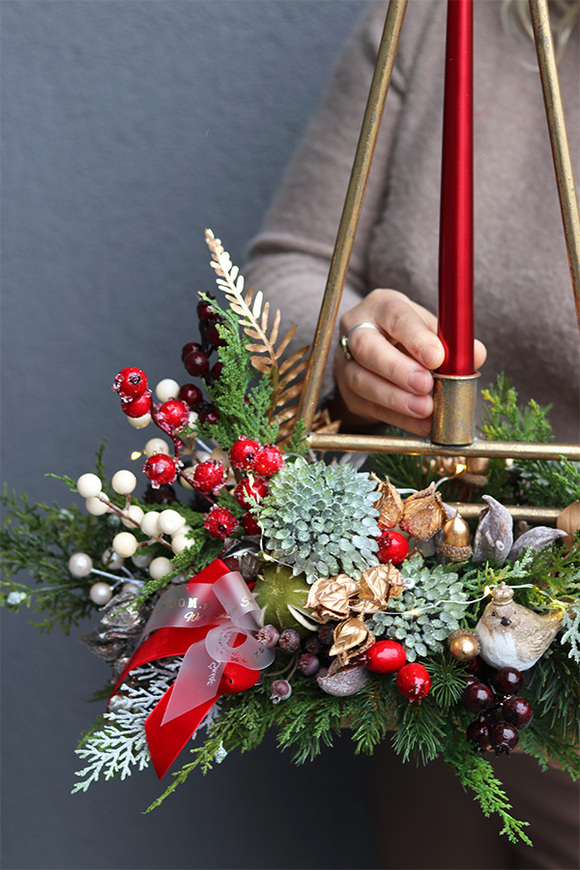 Gold Triangle, świąteczny stroik ze świecznikiem