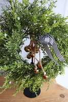 Świąteczne Dzwoneczki, bożonarodzeniowy wianek na drzwi